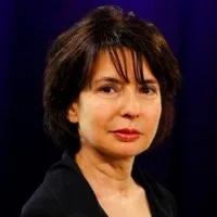 Dr Martine Perez